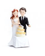 Figurine couple mariés découpe du gâteau